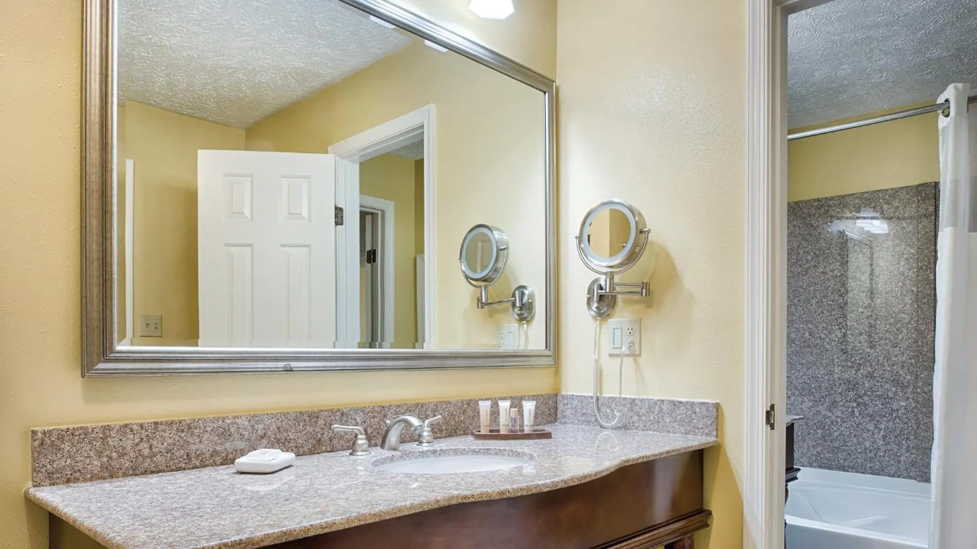 Wyndham Patriots Place 1Br Apartment With Resort Access ウィリアムズバーグ 0*,  米国